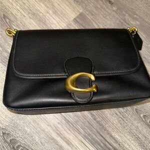 Coach soft tabby black with gold hardware